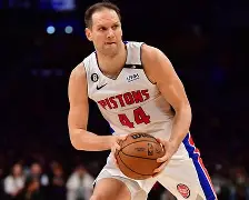 九游app官网下载 -NBA常规赛清晨走向成谜，布莱顿完成体检，更衣室稳定，临场指挥获称赞 